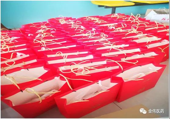 情暖中秋 与爱同行——环球ug会员登录医药为员工发放中秋福利